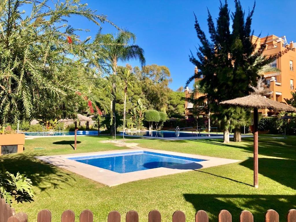 Gatu Premium Atico Sotavento Playa, Parking, Terraza, Piscinas, Wifi Y Aire Acc , " Preferente Mayores De 25 Anos Y Familias " El Puerto de Santa María Esterno foto