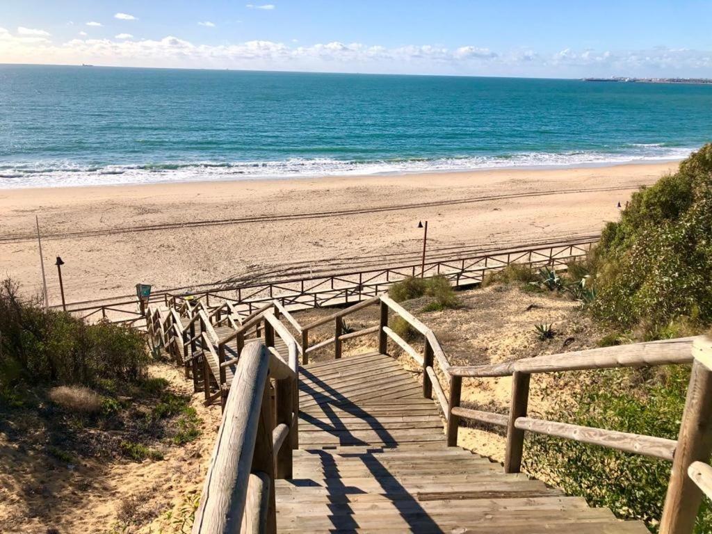 Gatu Premium Atico Sotavento Playa, Parking, Terraza, Piscinas, Wifi Y Aire Acc , " Preferente Mayores De 25 Anos Y Familias " El Puerto de Santa María Esterno foto