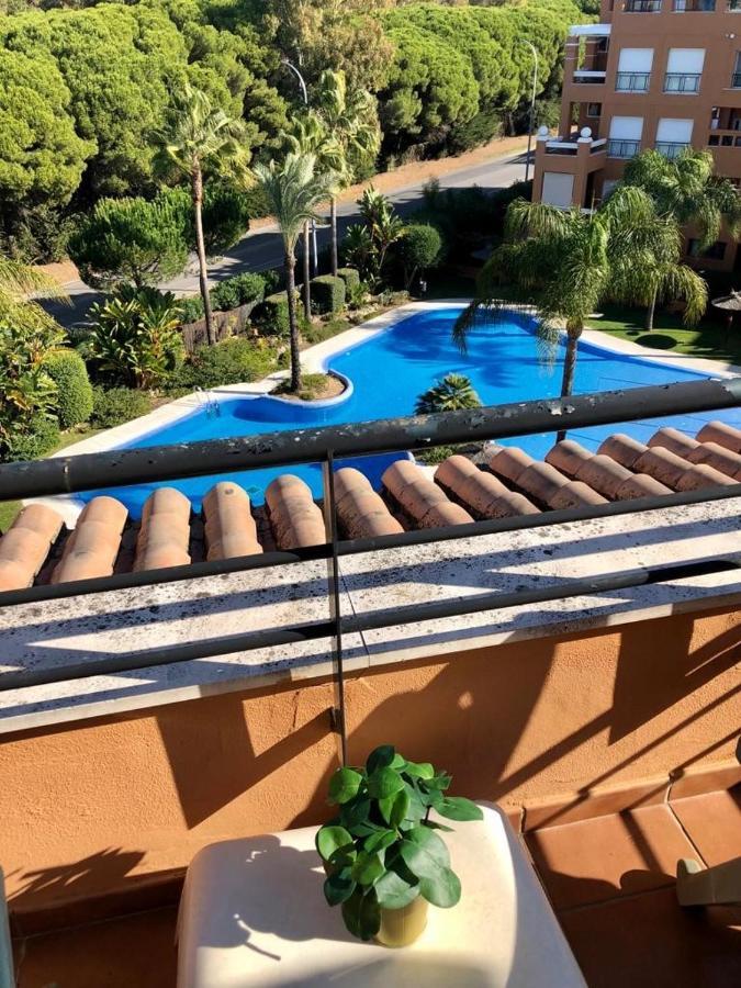 Gatu Premium Atico Sotavento Playa, Parking, Terraza, Piscinas, Wifi Y Aire Acc , " Preferente Mayores De 25 Anos Y Familias " El Puerto de Santa María Esterno foto