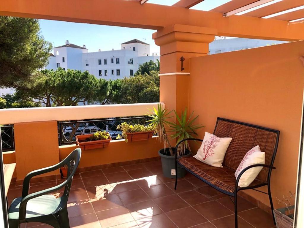 Gatu Premium Atico Sotavento Playa, Parking, Terraza, Piscinas, Wifi Y Aire Acc , " Preferente Mayores De 25 Anos Y Familias " El Puerto de Santa María Esterno foto